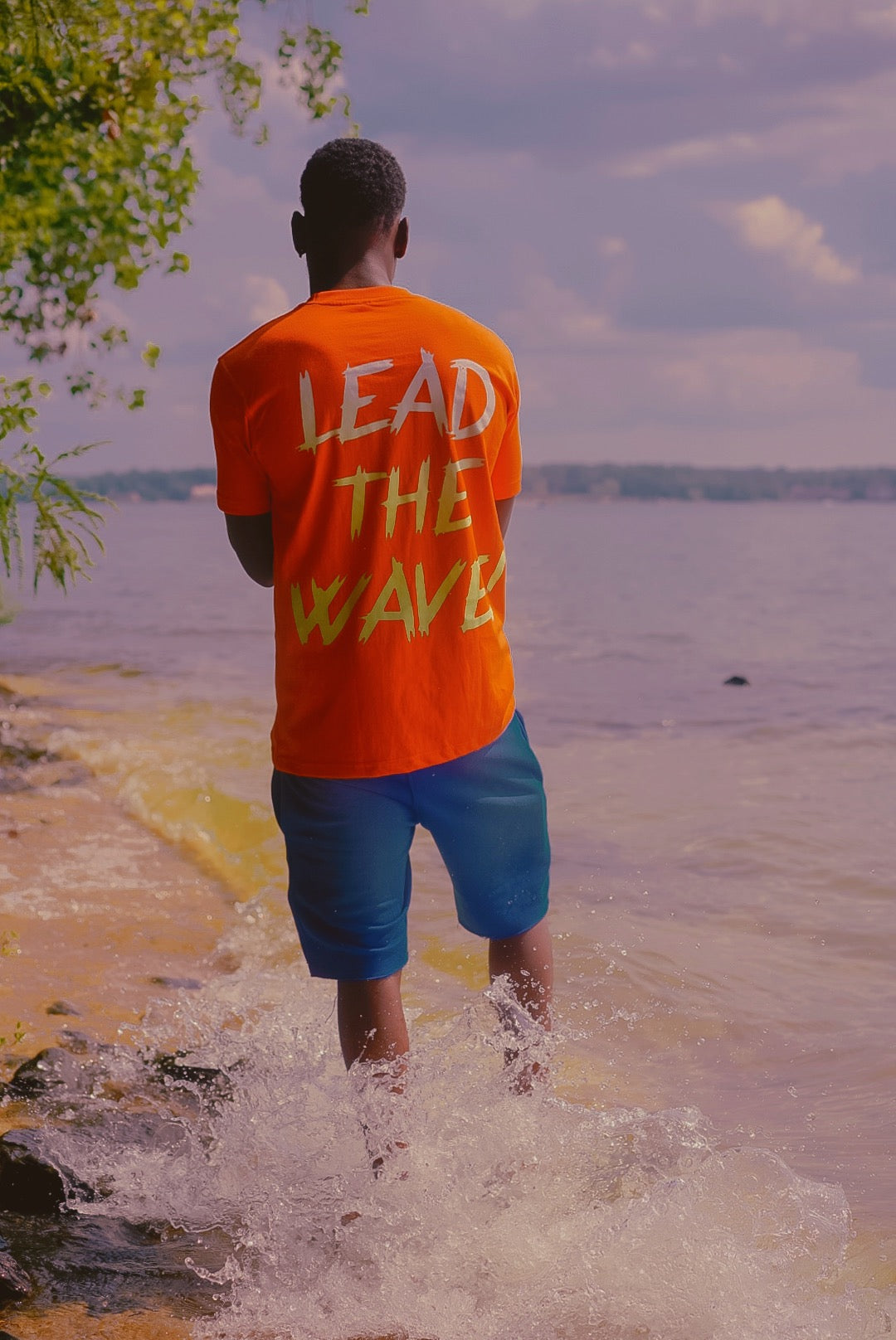 Lead The Wave Box T-Shirt